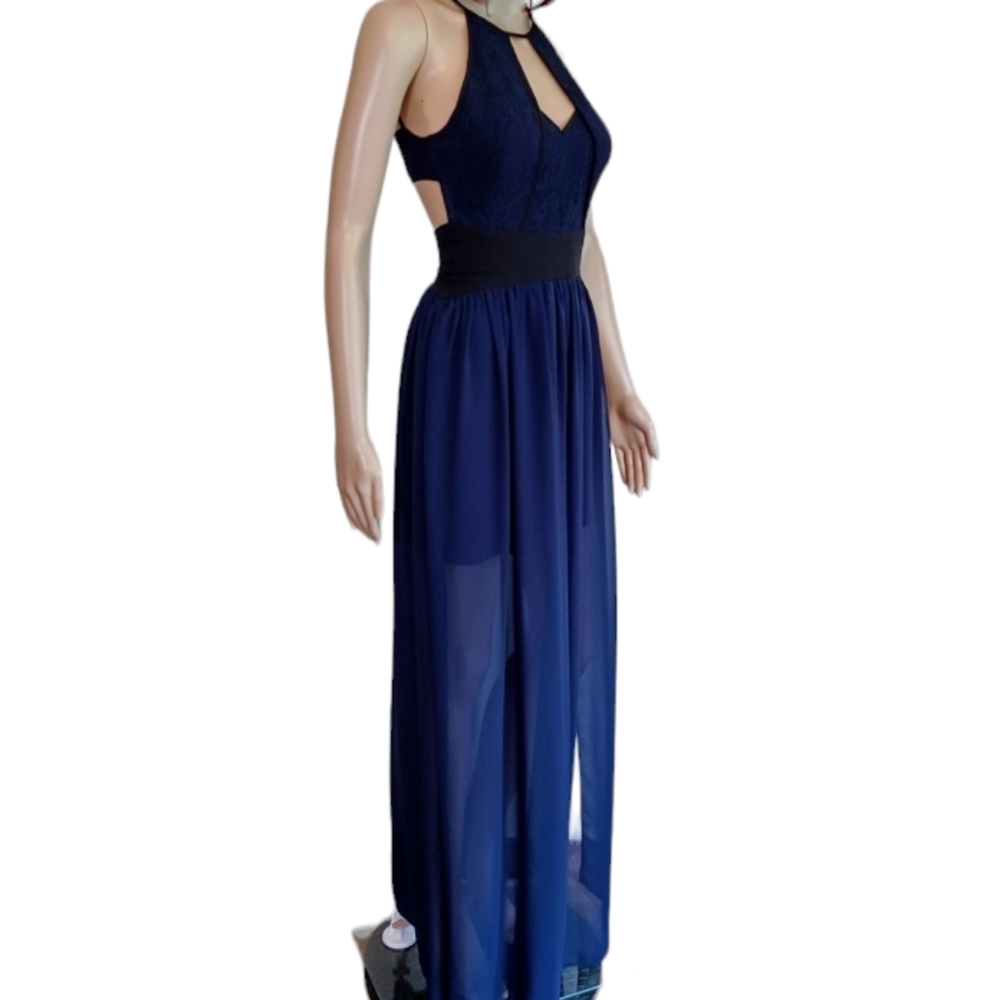 BCBGeneration Cutout Maxi Dress - Picture 6 of 11